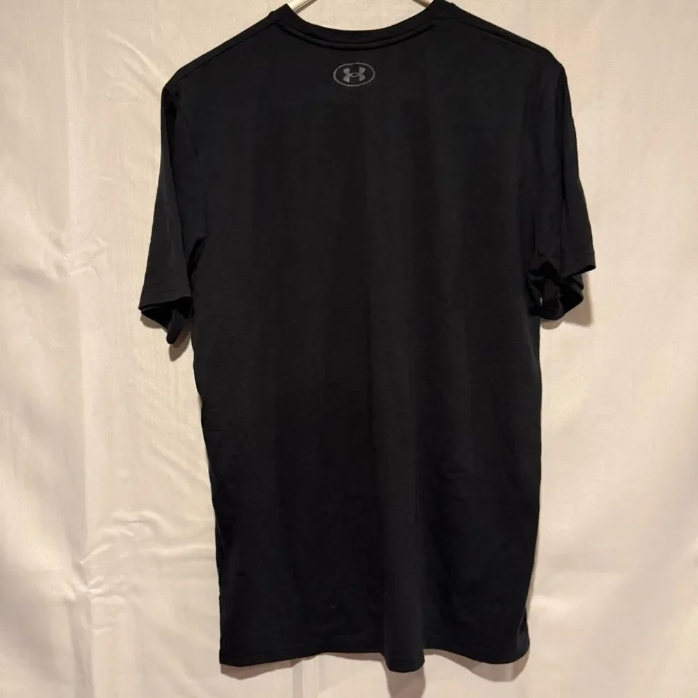 NWT Under Armour Men's Black Short Sleeve Graphic Logo Tee Gray Print